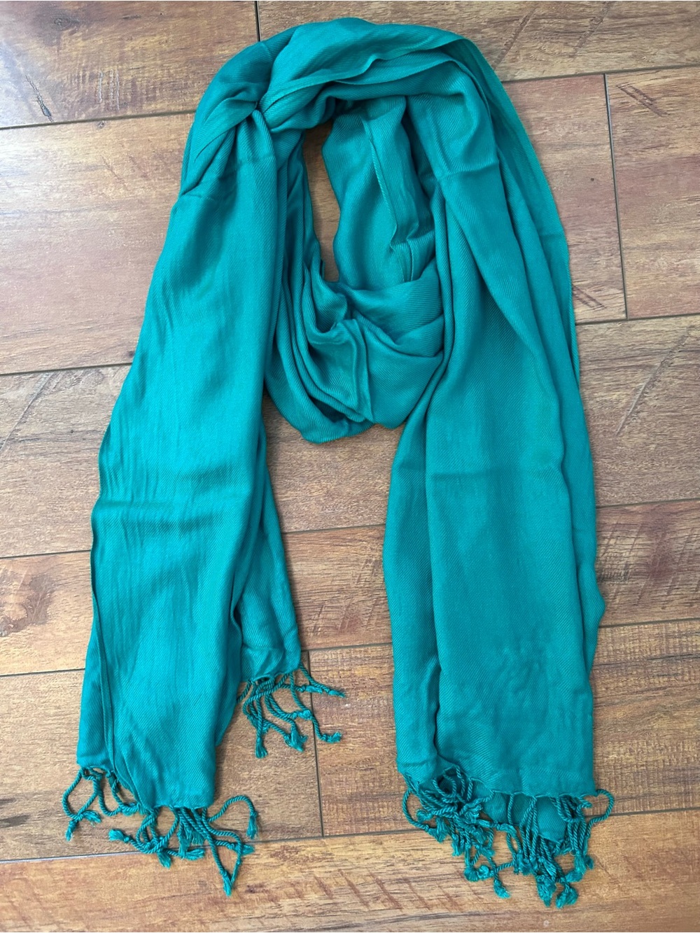 Kelly Green Fringe Women’s Pashmina Style Scarf